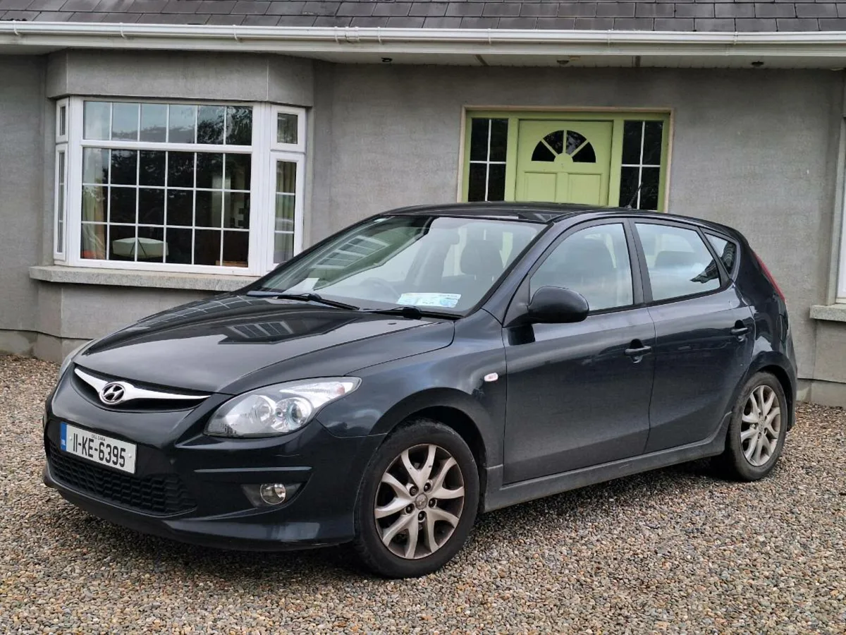 2011 i30 DIESEL - Image 3