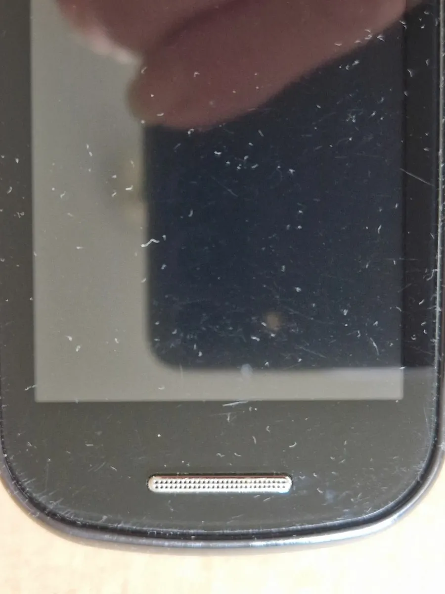 Samsung Mobile Model GT-B3410 - Image 4