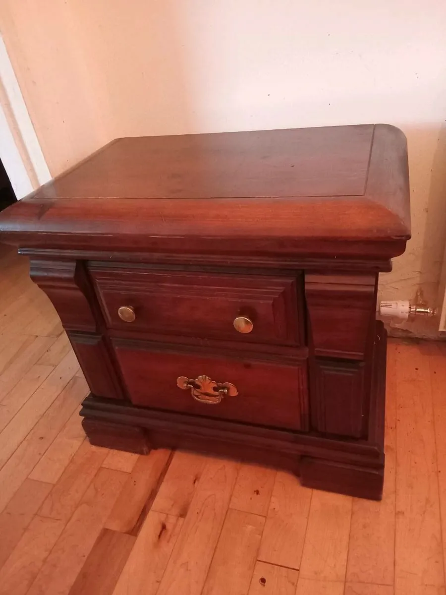 mid century campaign style  chest of drawers - Image 2