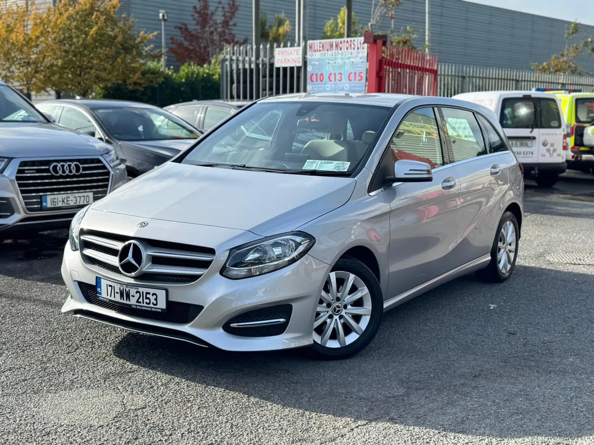 Mercedes-Benz B-Class 2017 LOW KMS - Image 4