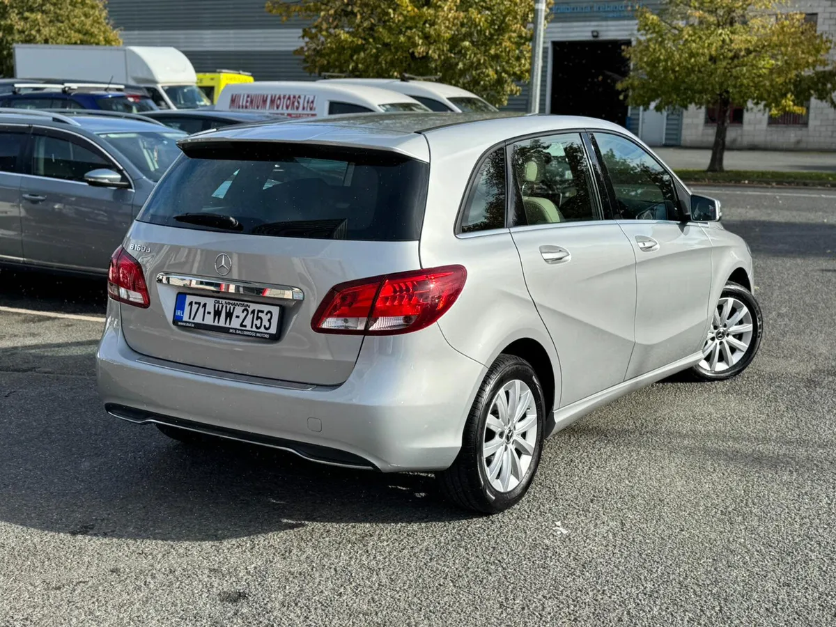 Mercedes-Benz B-Class 2017 LOW KMS - Image 3