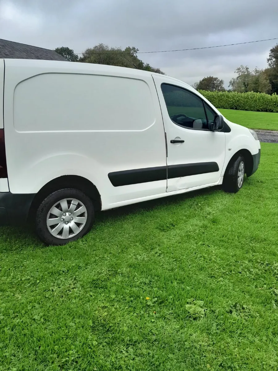 Peugeot Partner 2013 - Image 1