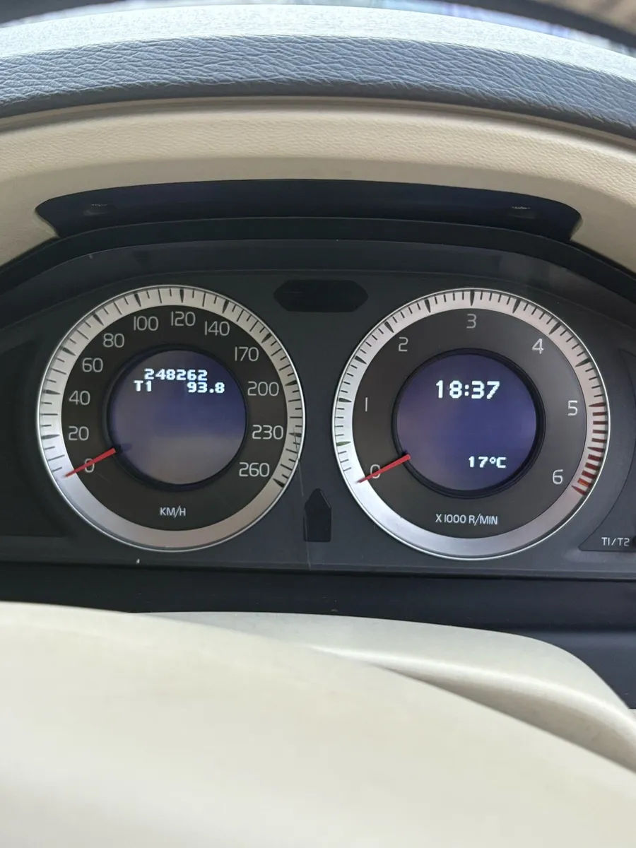 Volvo s80 2010 - Image 3