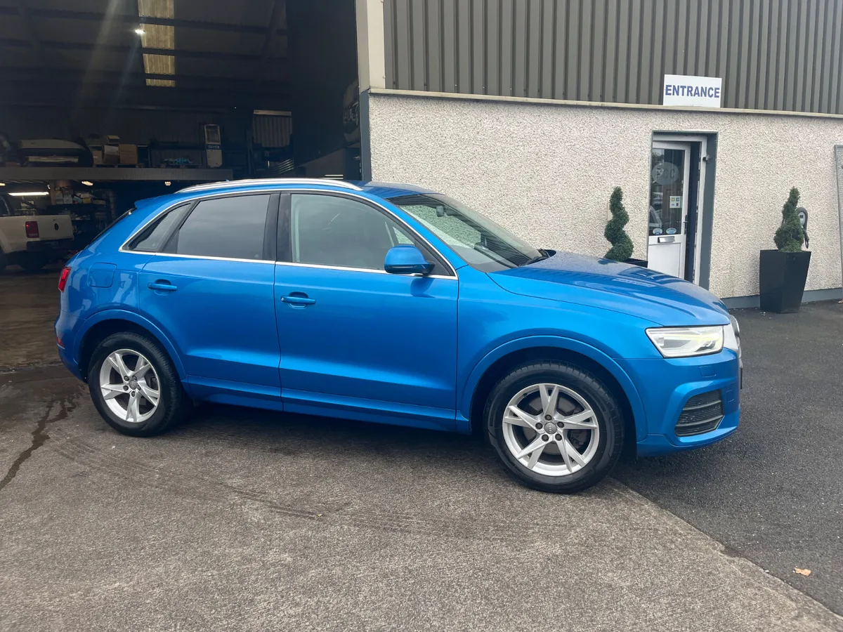 Audi Q3 2015 - Image 3