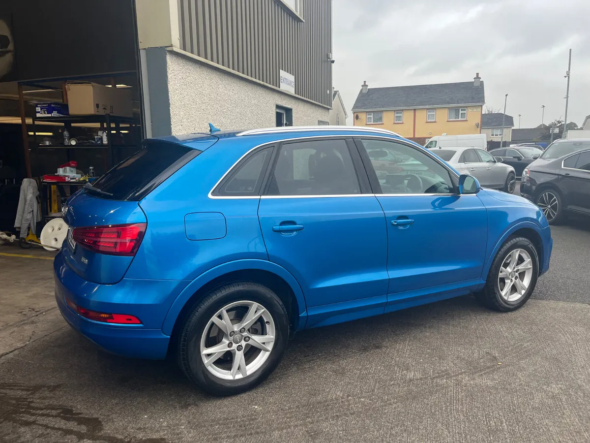 Audi Q3 2015 - Image 4