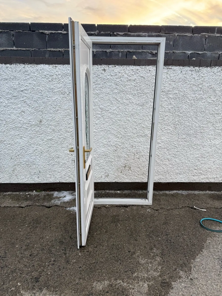 Pvc front door - Image 3