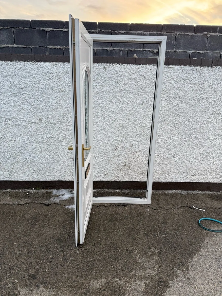Pvc front door - Image 4