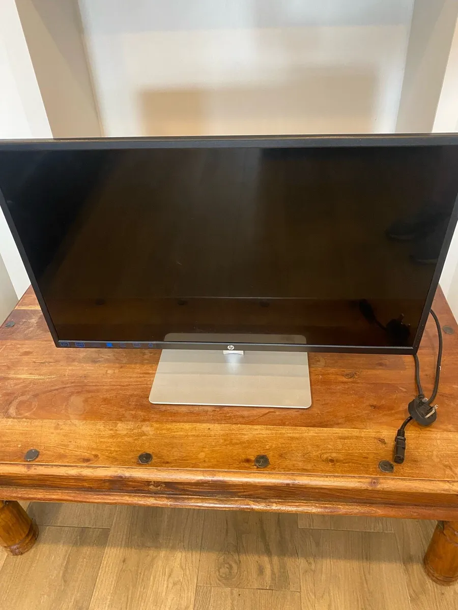 Monitor - Image 1