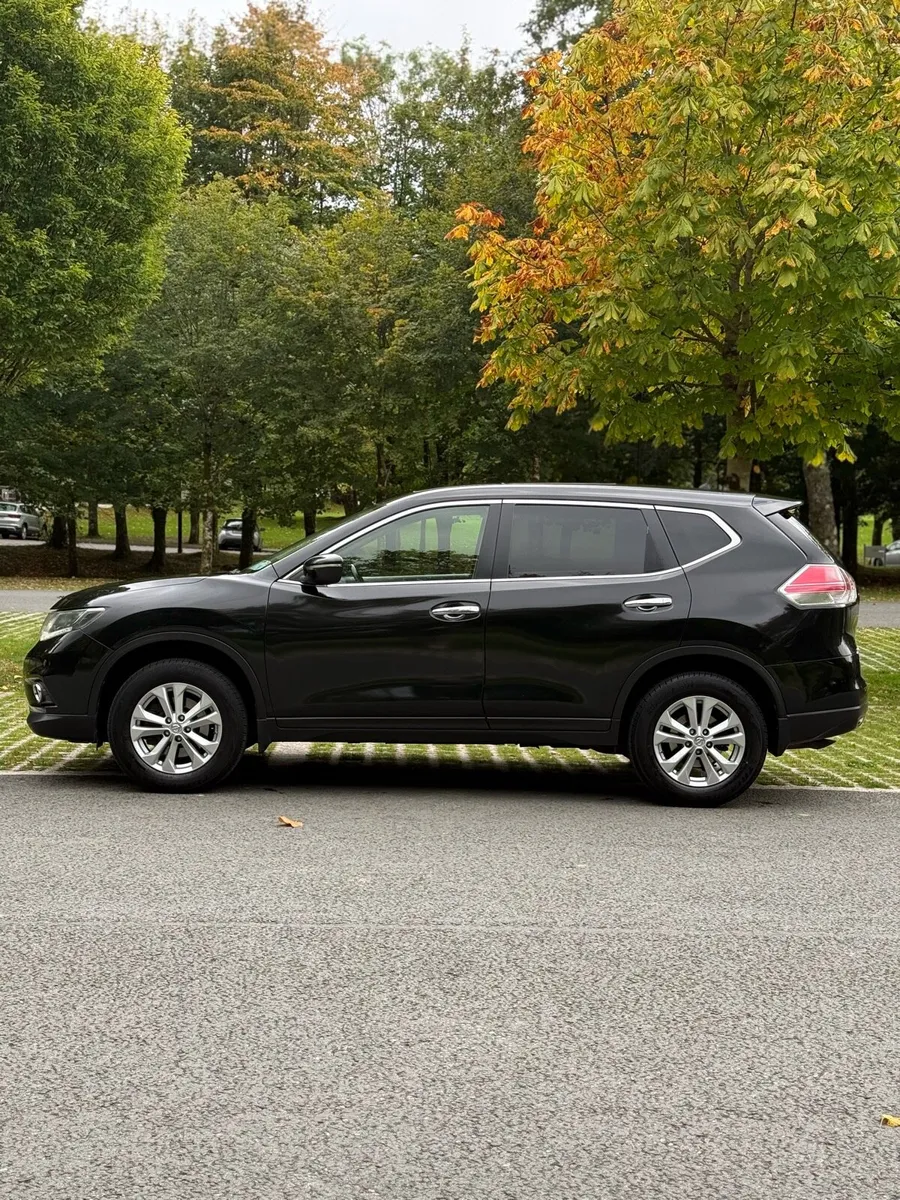 Nissan X-trail 7 seats / Fresh NCT - Image 2
