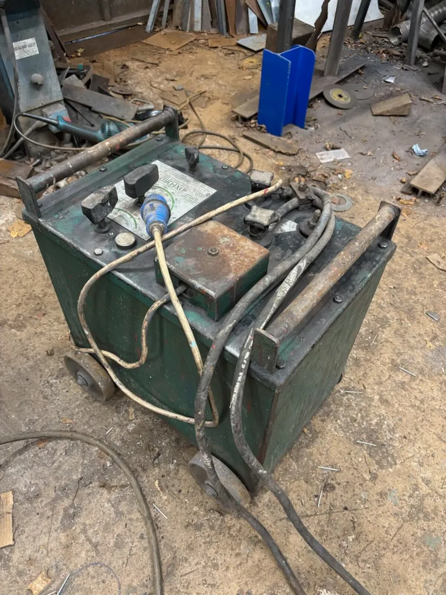 Oxford arc welder - Image 1