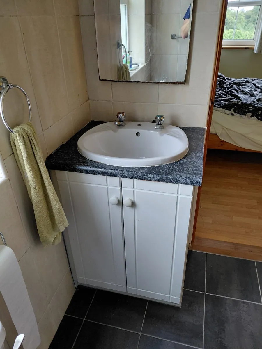 Bathroom bundle - Image 1