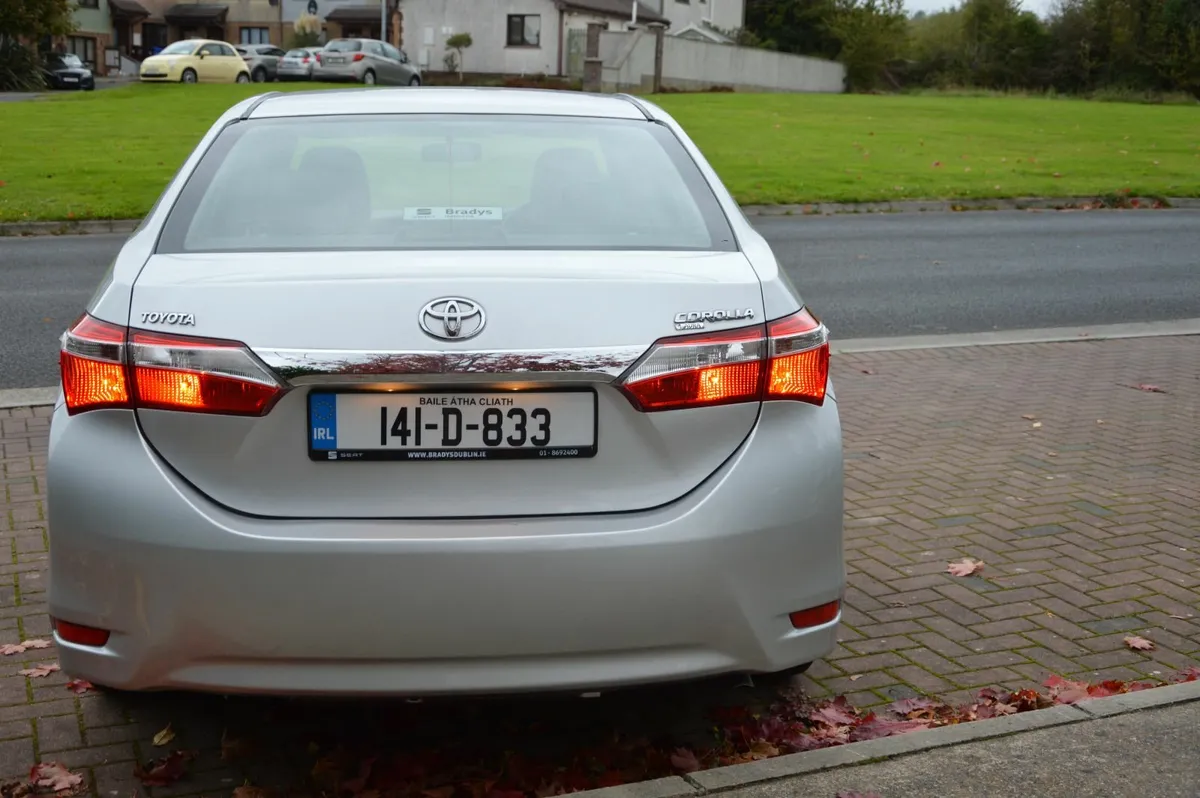 Toyota Corolla 2014 - Image 4