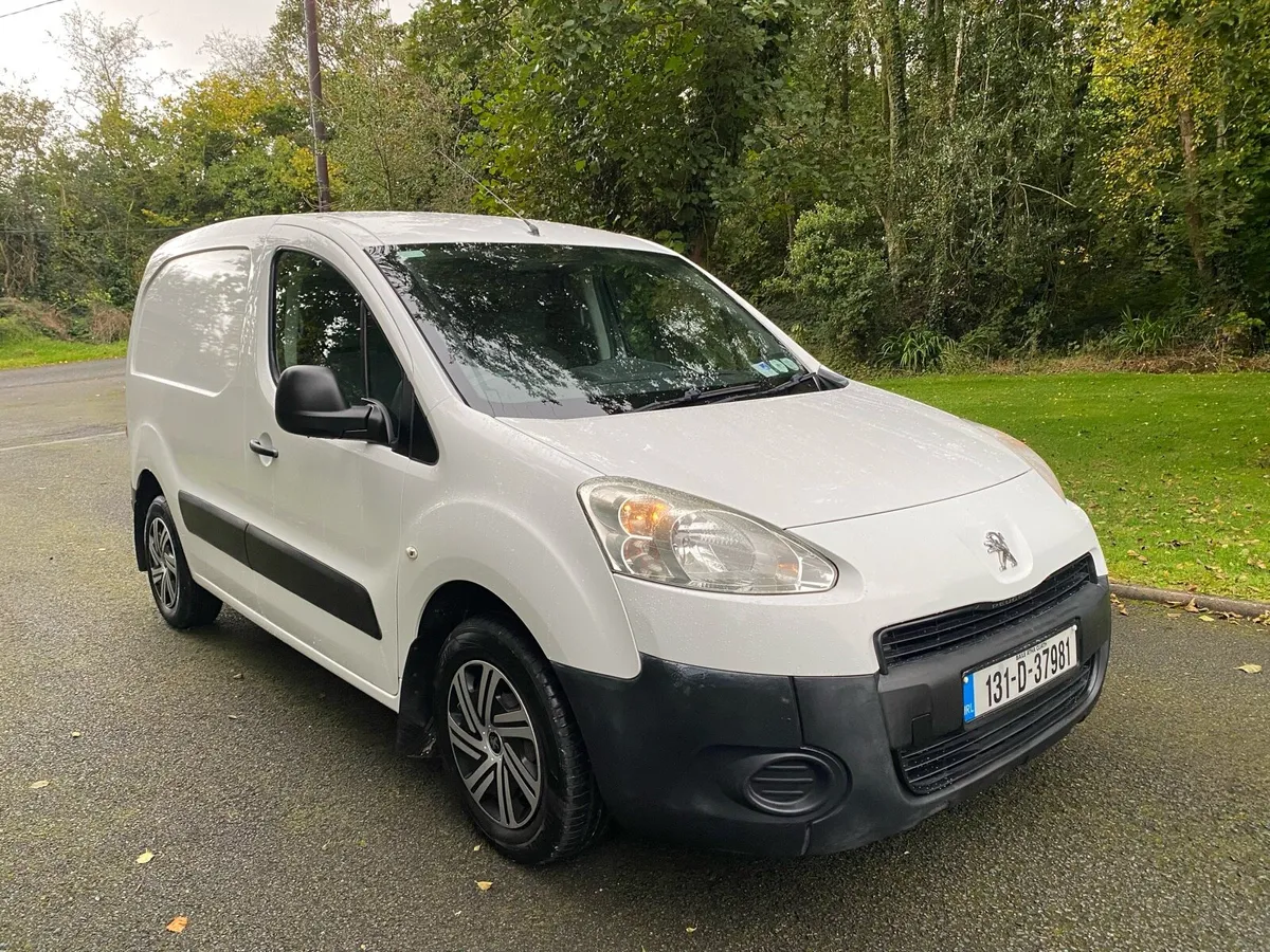 2013 Peugeot Partner - Image 2
