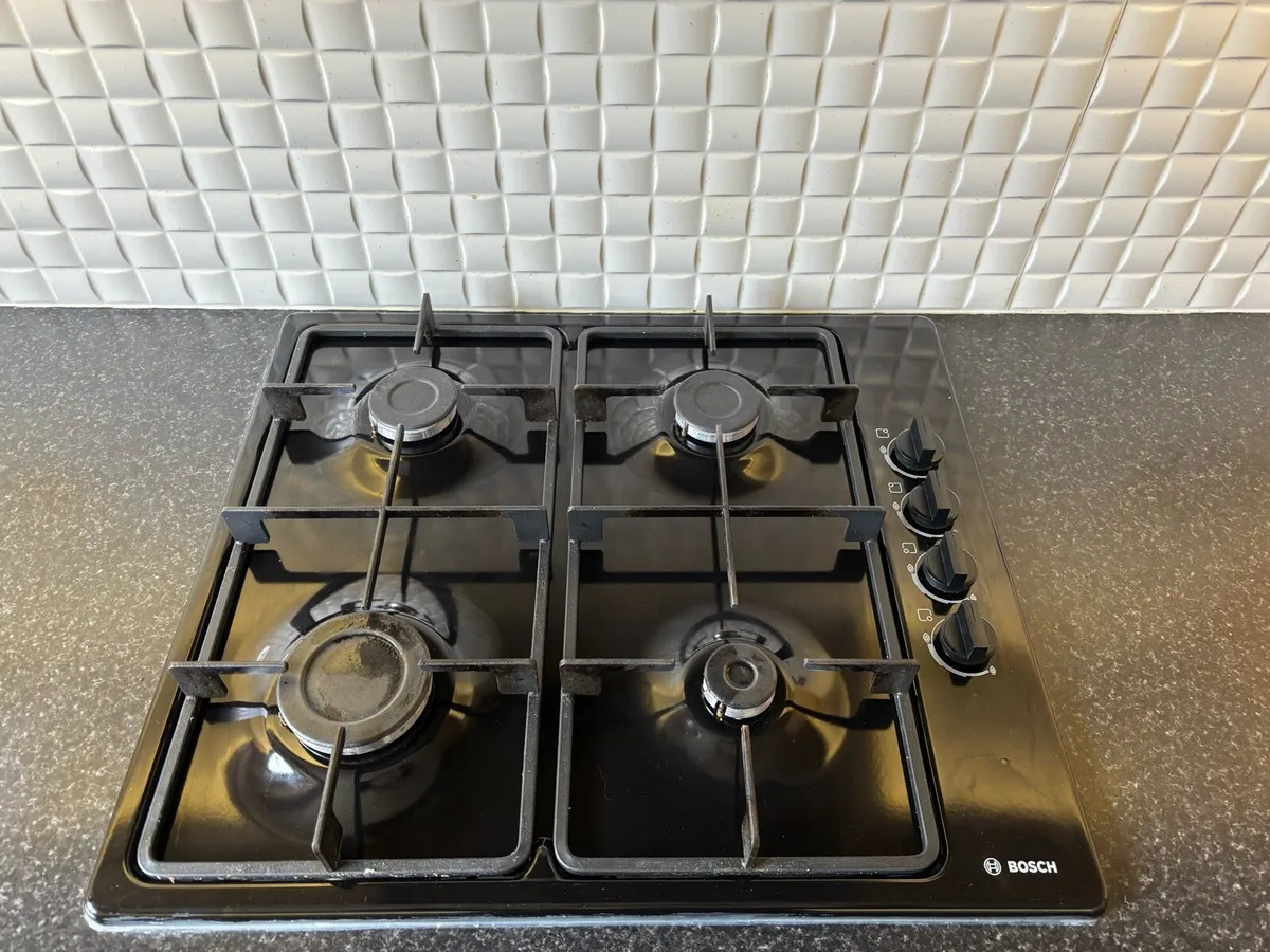 Kitchen gas hob - Image 1