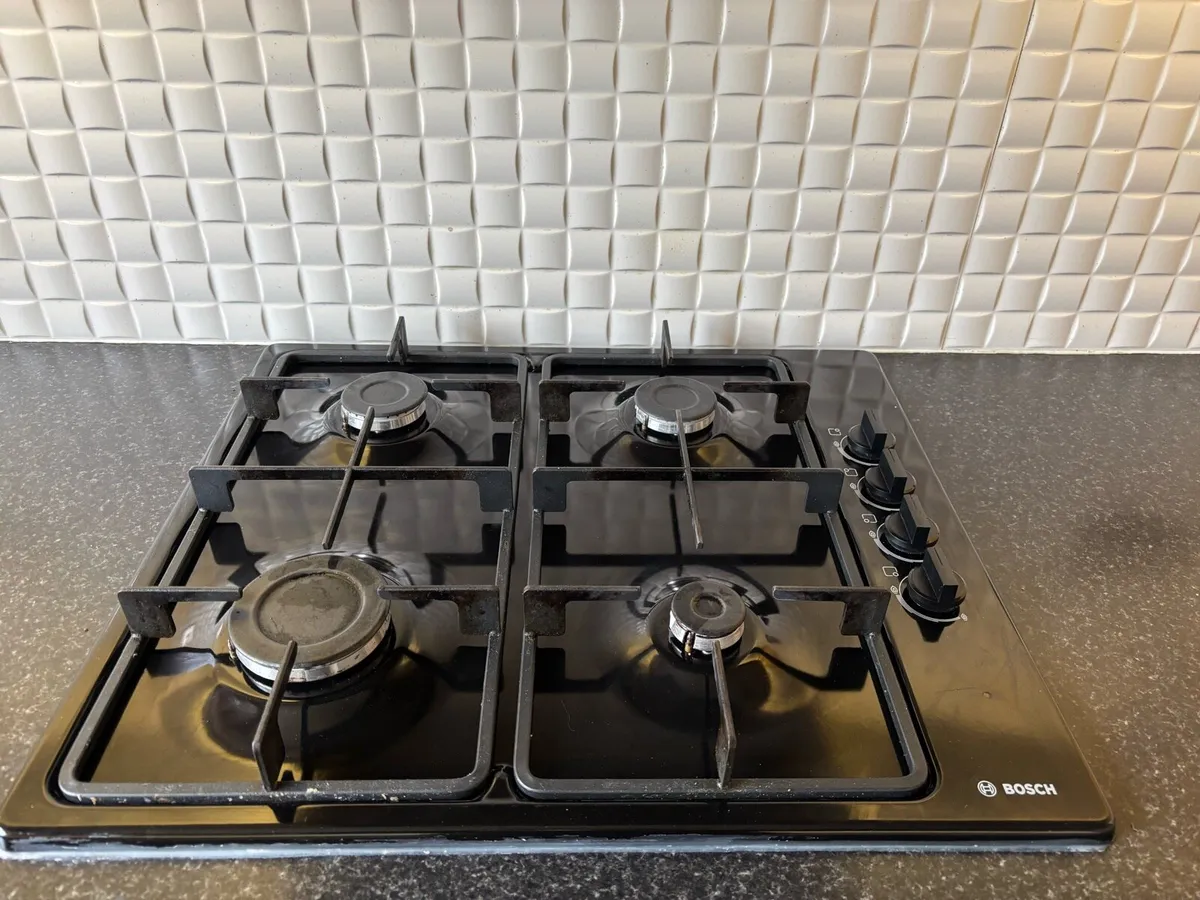 Kitchen gas hob - Image 3