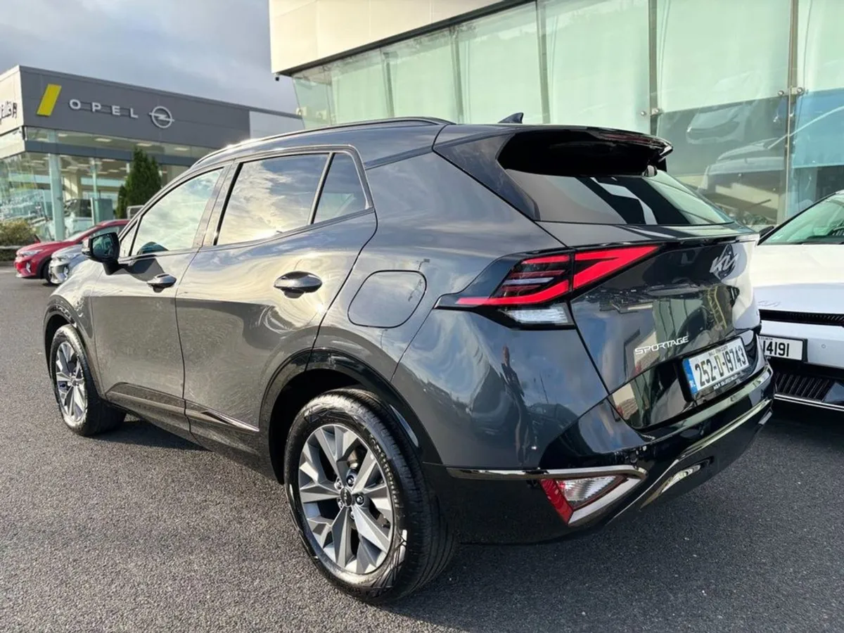 Kia Sportage 1.6 Hybrid Anniversary Edition - Image 3