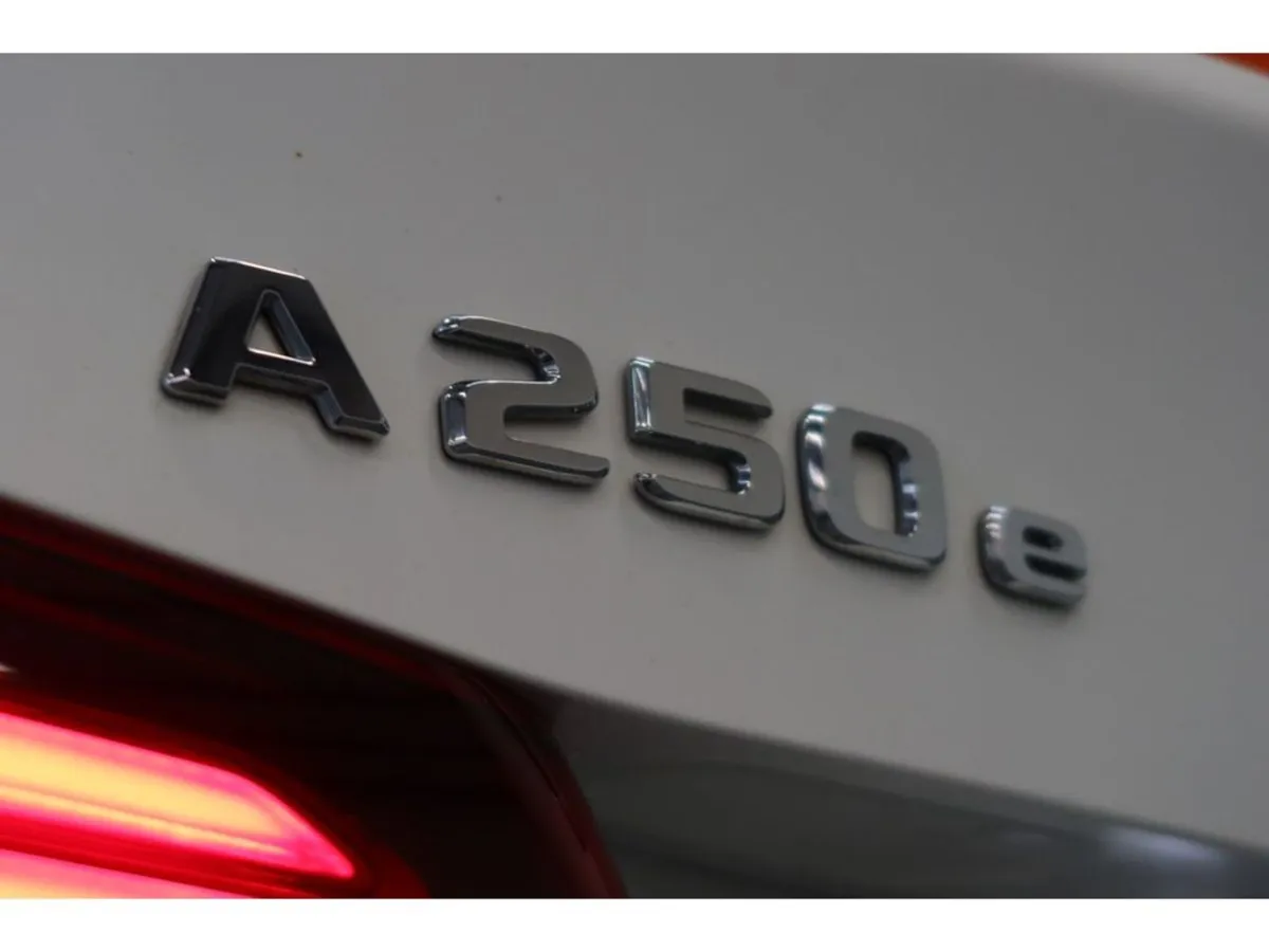 Mercedes-Benz A-Class A250e AMG Line Edition Auto - Image 4