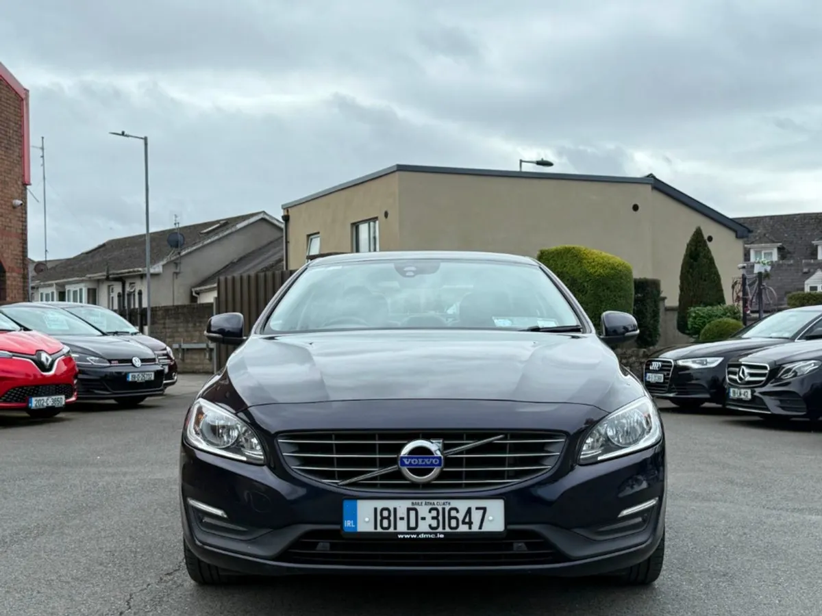 Volvo S60 2.0 D2 SE  high Spec - Image 2