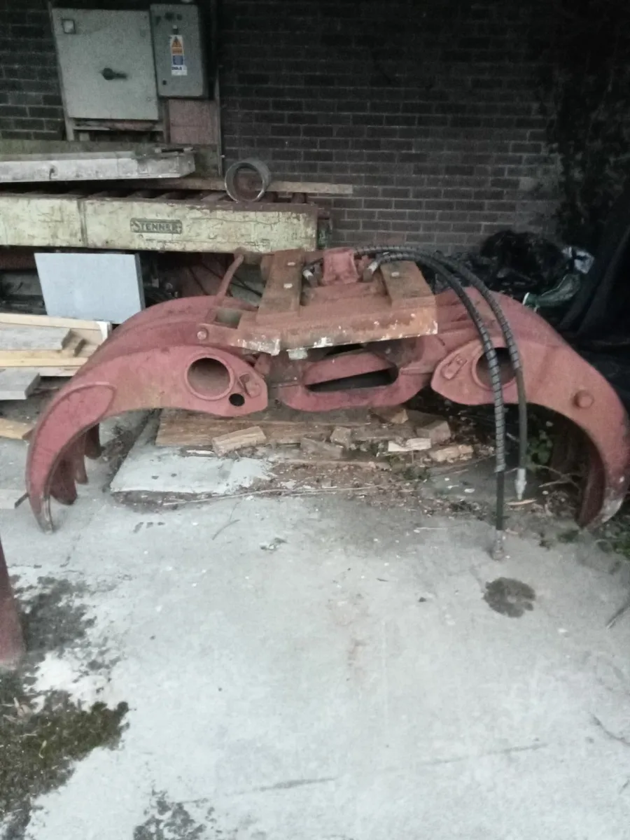 Grab - Image 1