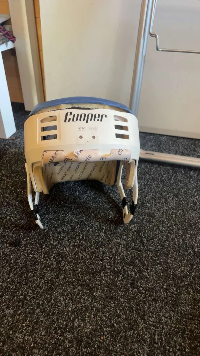 Cooper hurling helmet - Image 1