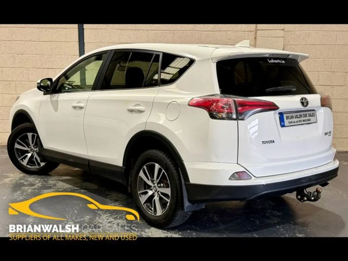 Toyota Rav4 Rav4 2.0 D-4d Aura 4DR - Image 2