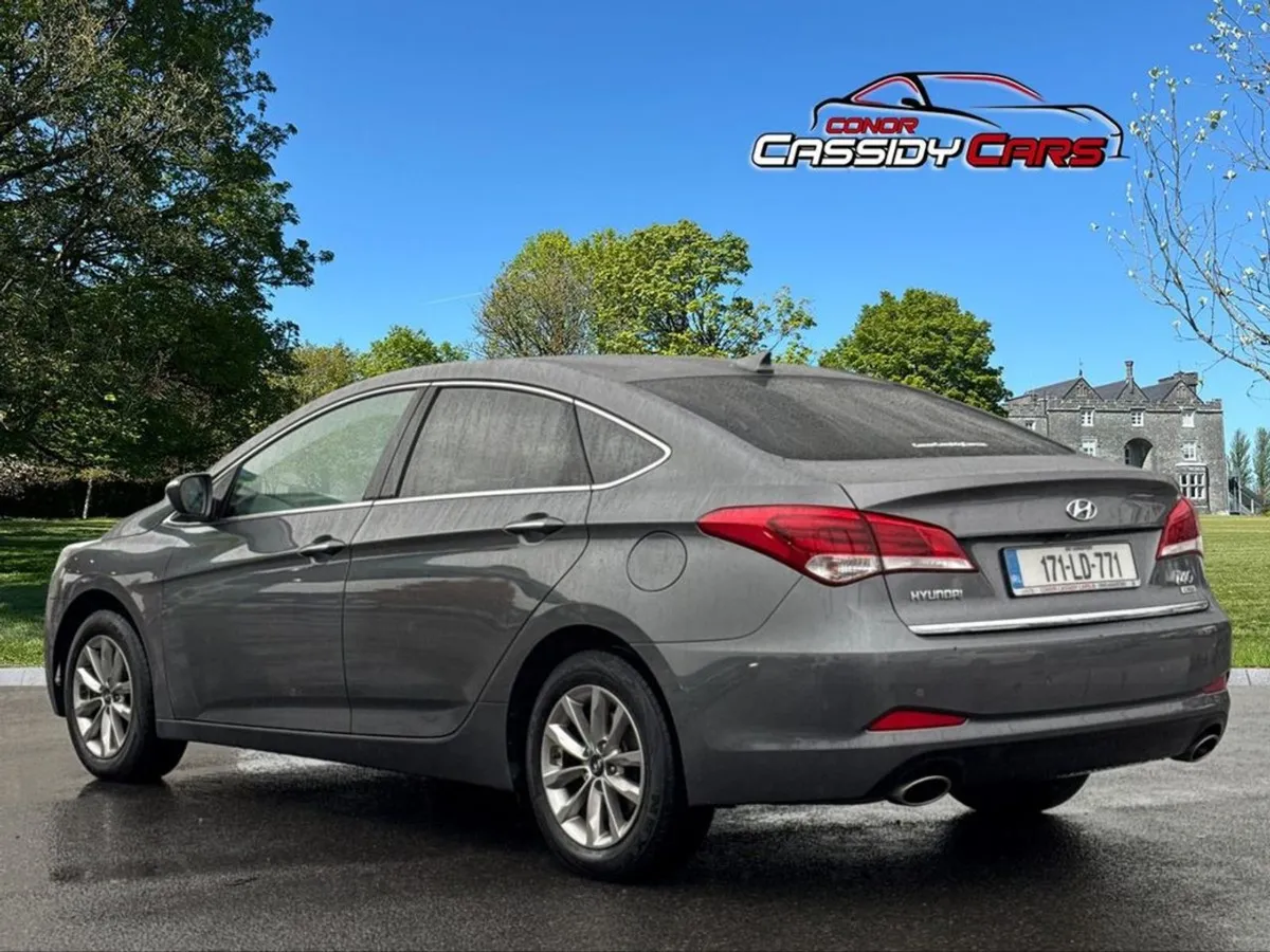 Hyundai i40 1.7 Crdi SE NAV Bl/dr 115 4DR - Image 3