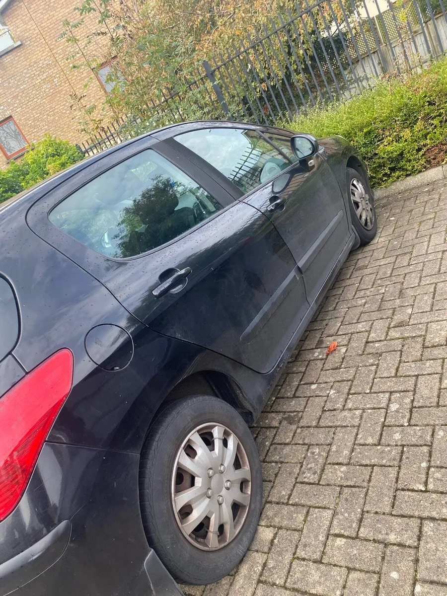 Peugeot 308 - Image 2
