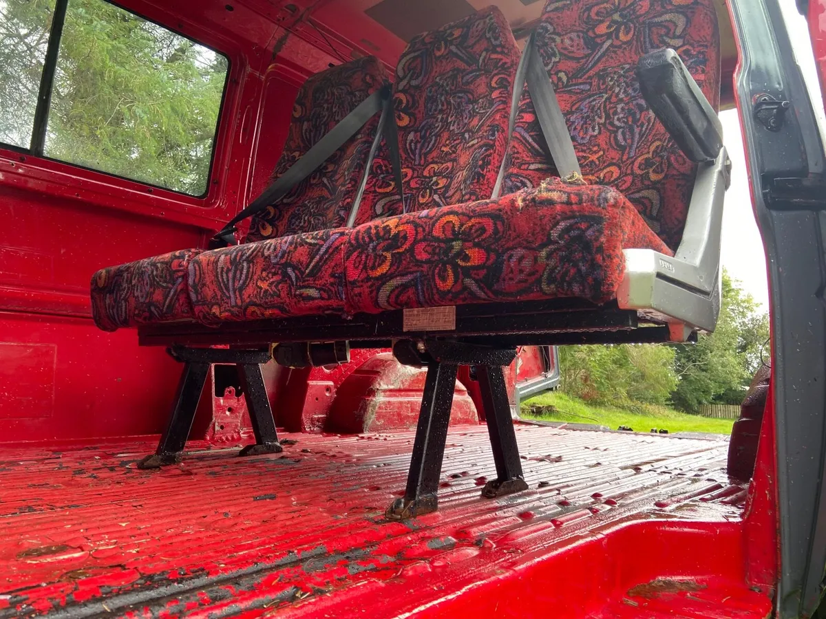 3/4 width Van Seat - integrated seatbelts - Image 3