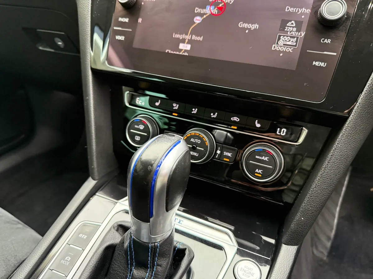 2018 Volkswagen Passat GTE Estate 204 BHP 1.4 PHEV - Image 4