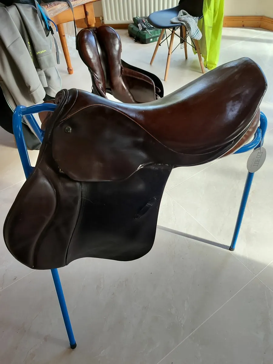 Saddle - Image 1