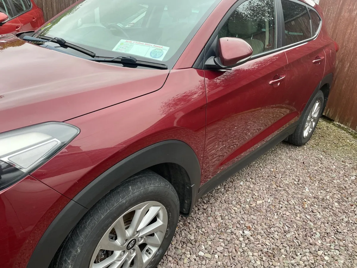 Hyundai Tucson Executive 1.7D 2016 - Image 2