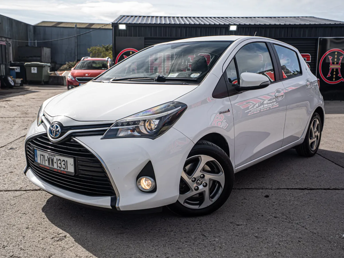 2017 Yaris 1.5 Hybrid/1 owner/Irish/1yr warranty - Image 4