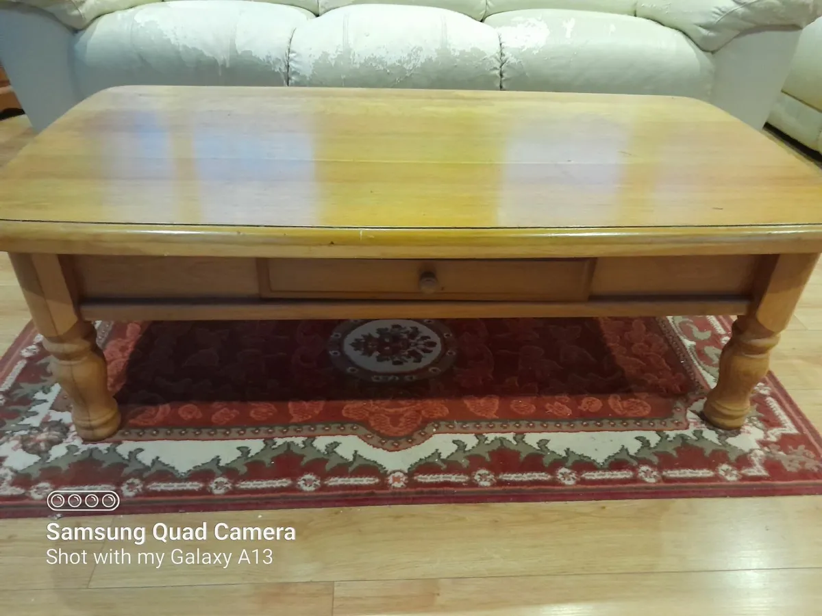 Sittingroom table - Image 1
