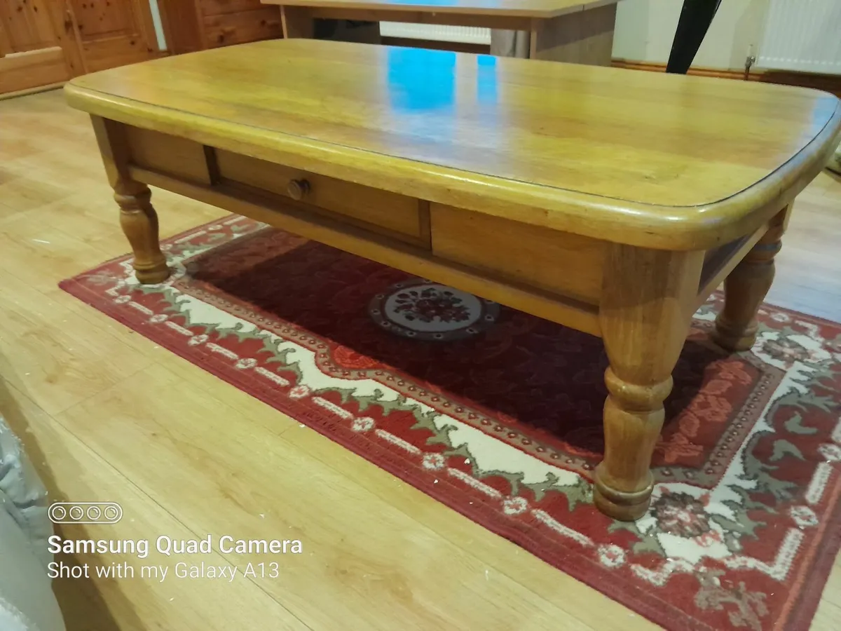 Sittingroom table - Image 3