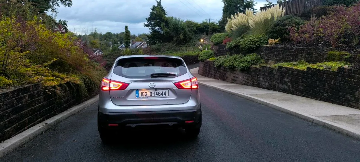2015 NISSAN QASHQAI 1.6 DIESEL AUTOMATIC NCT 08-27 - Image 3