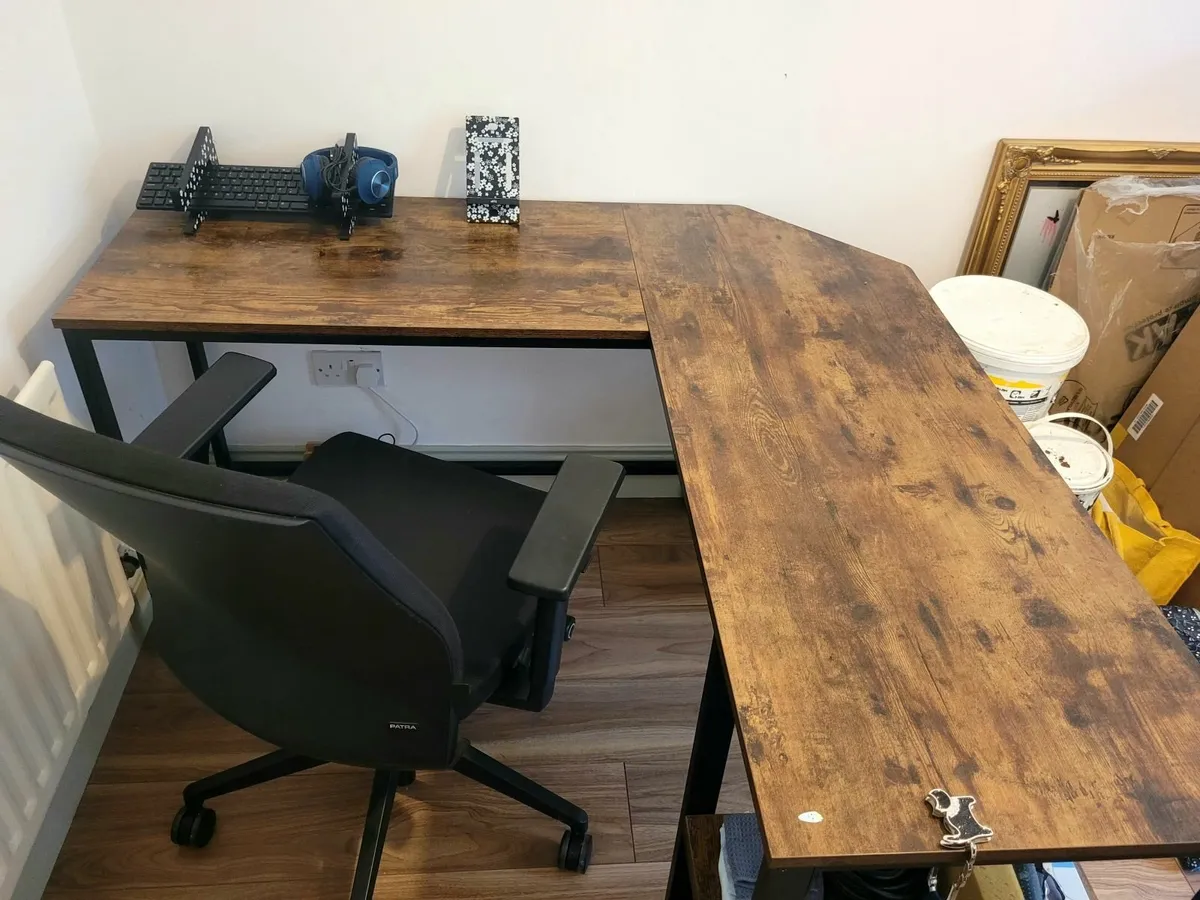 Corner desk - Image 2