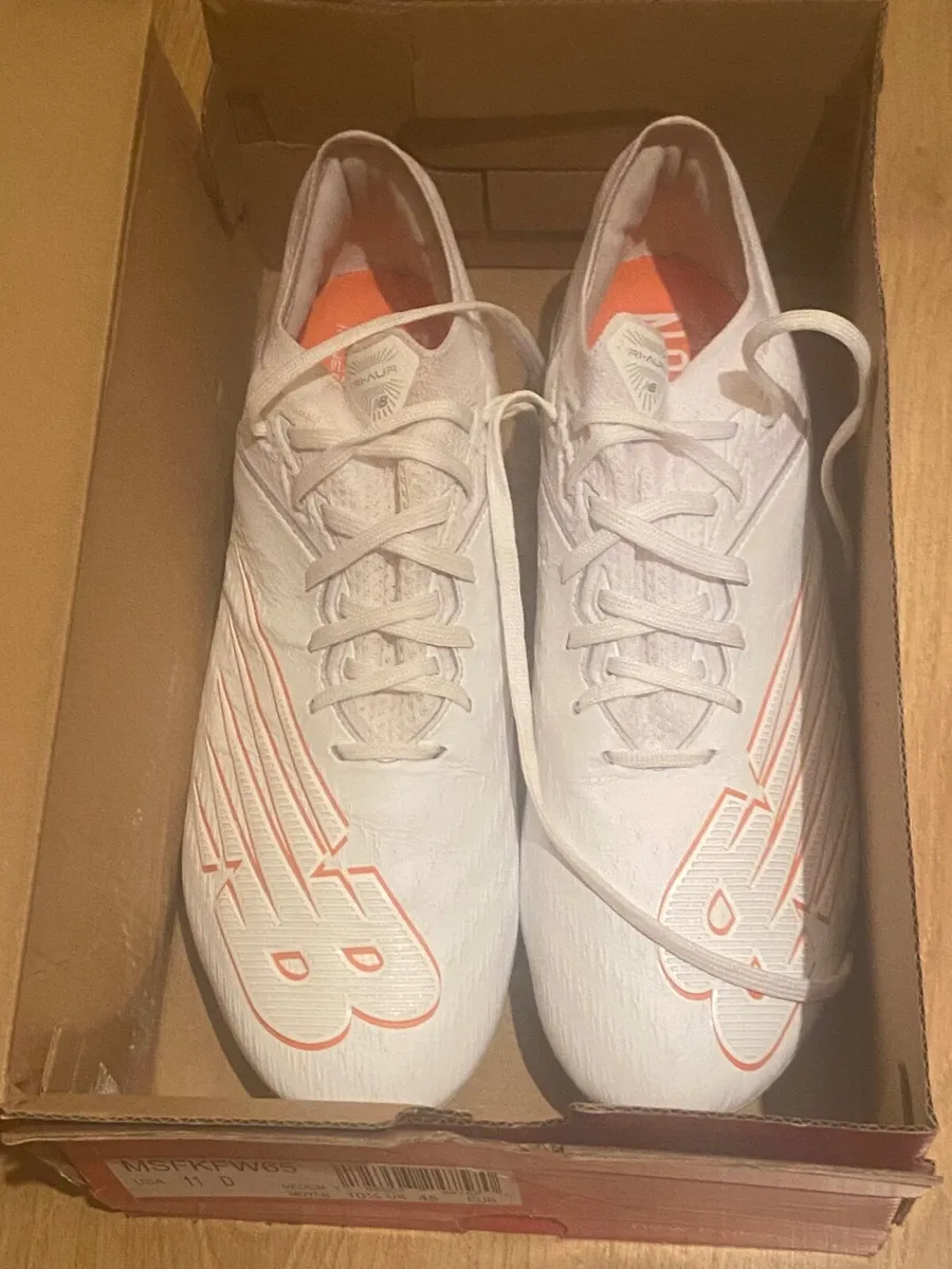 Football boots - Image 3