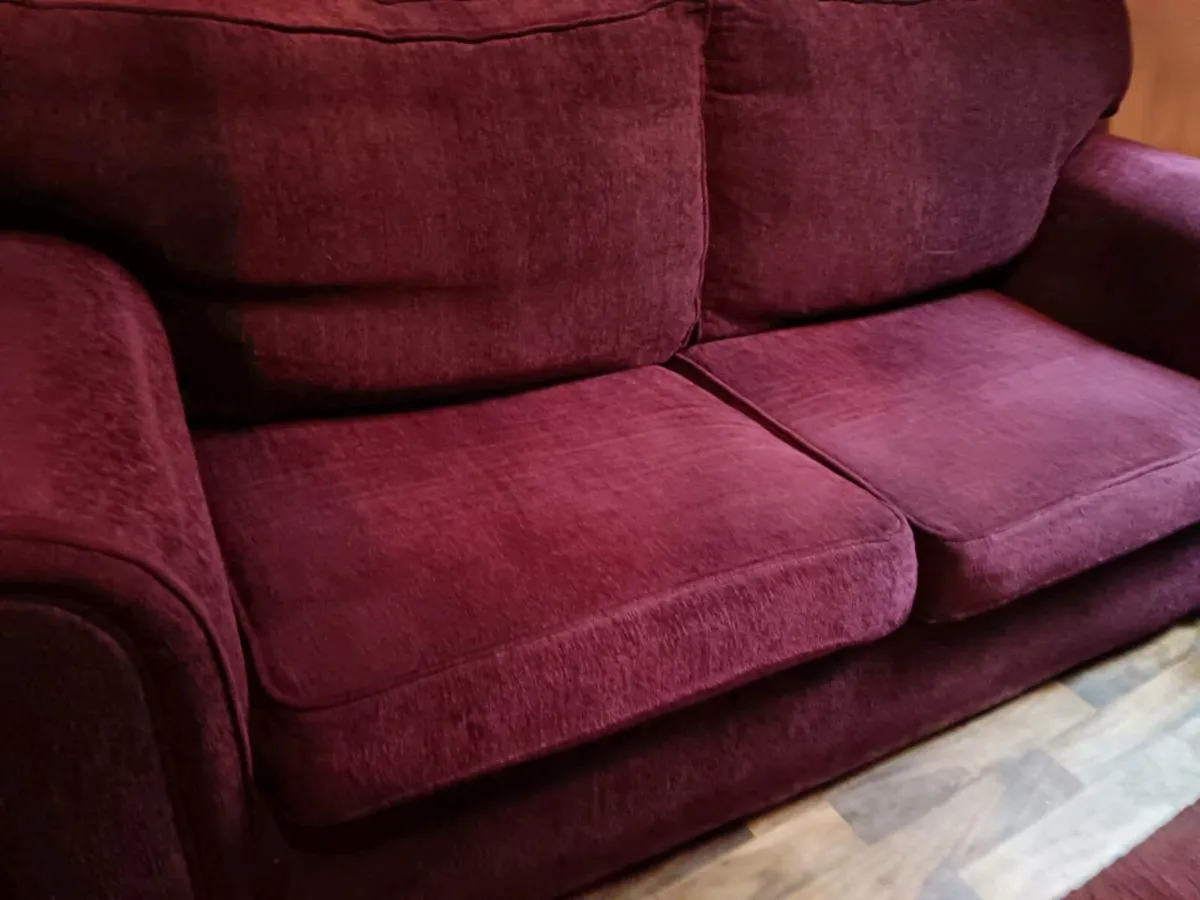 Large sofa -free - Image 2