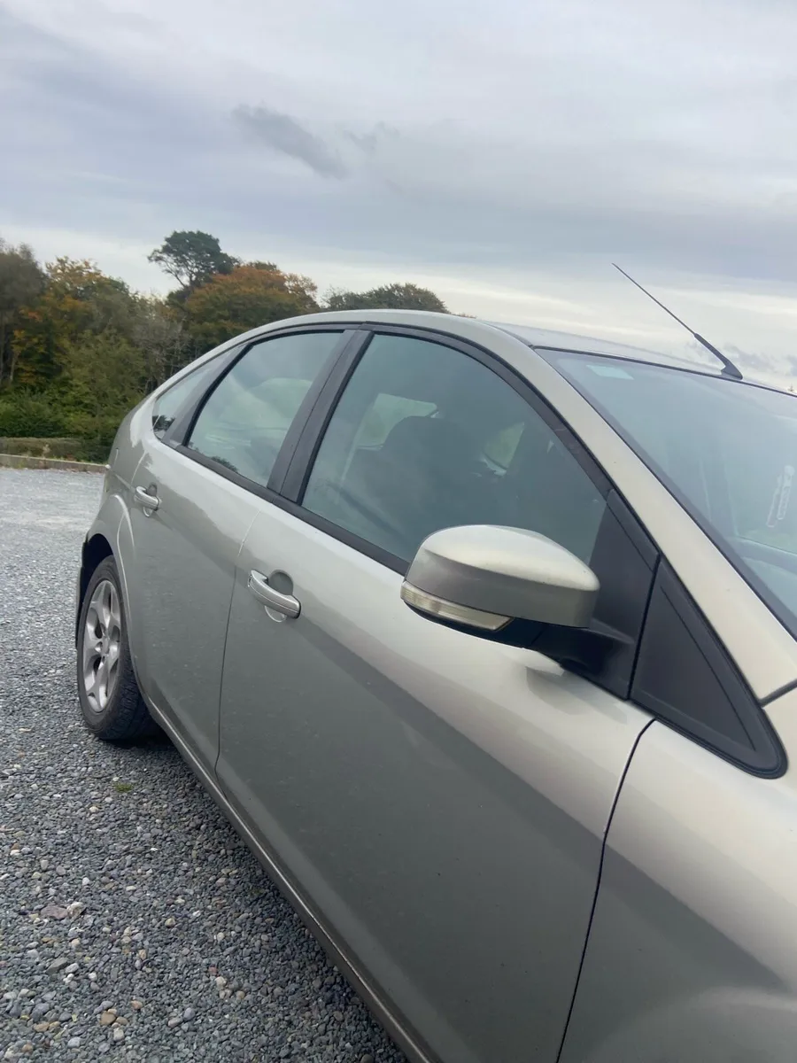 2010 Ford Focus 1.6 - Image 2