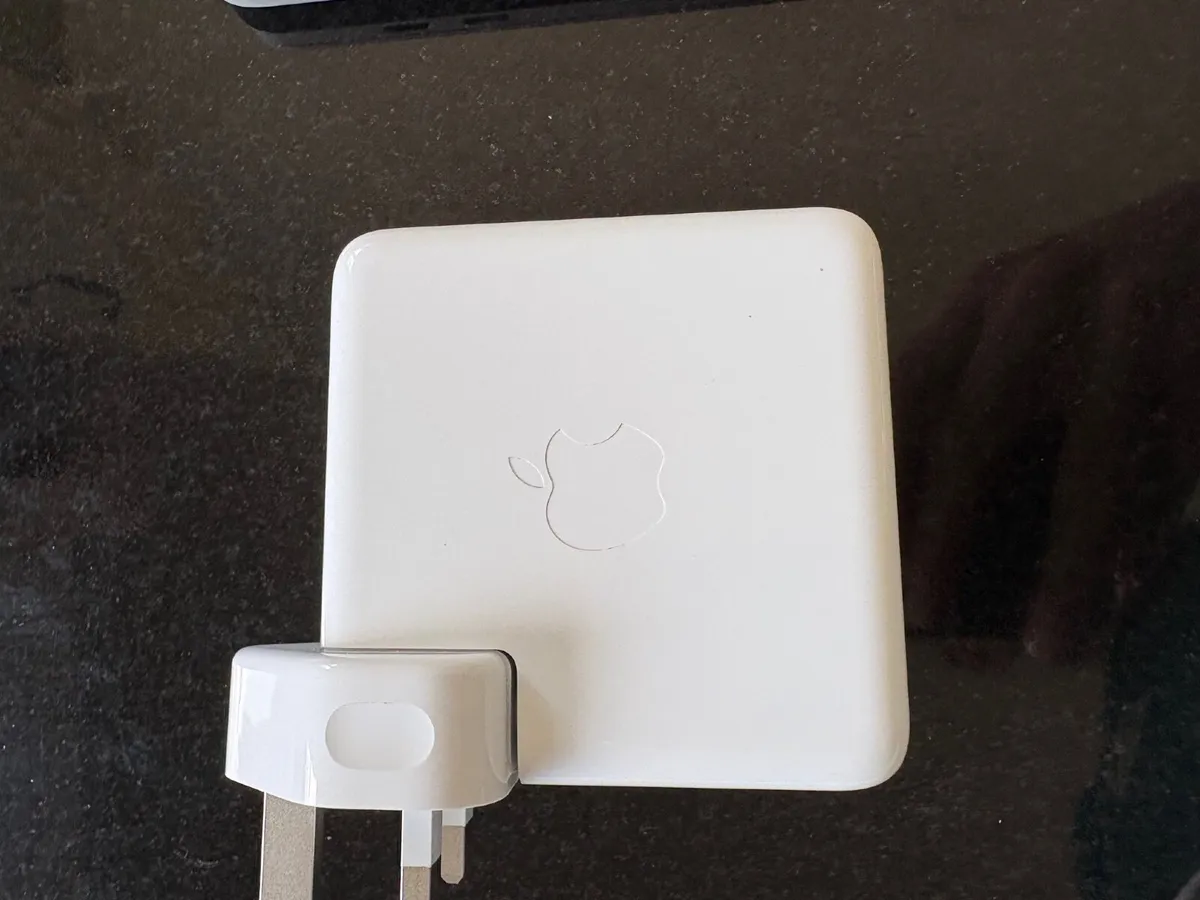 As New 13" Apple MacBook Pro Sequoia Touch Bar - Image 2