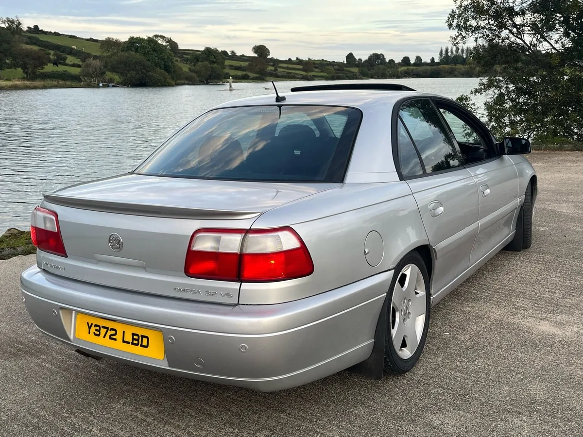 Vauxhall omega 3.2 - Image 3