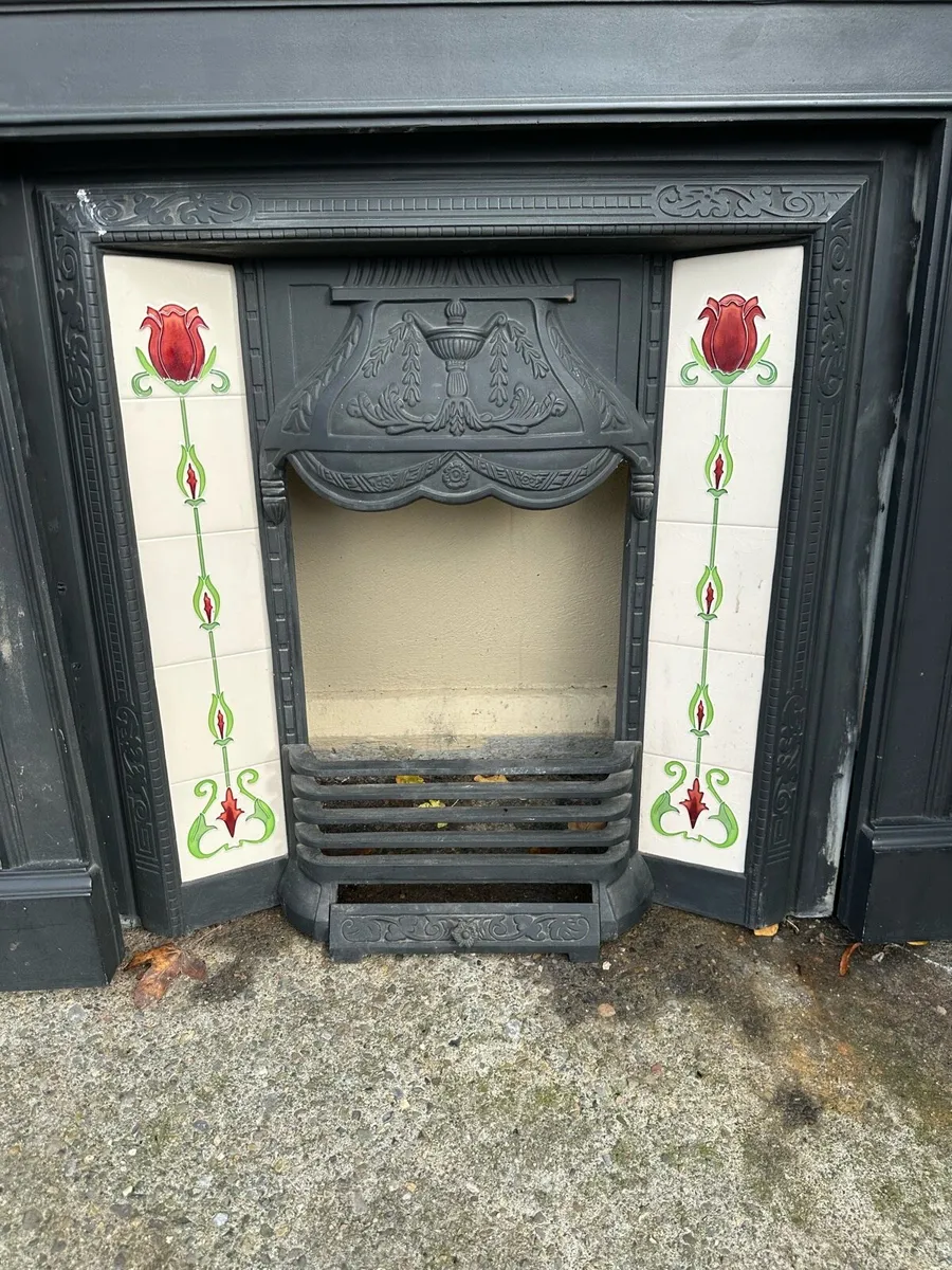 Cast iron fire place - Image 2