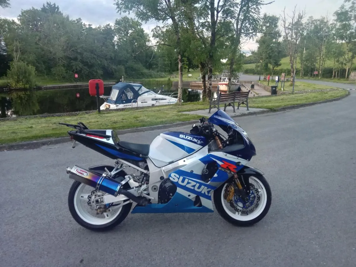 Suzuki gsxr 1000 - Image 1