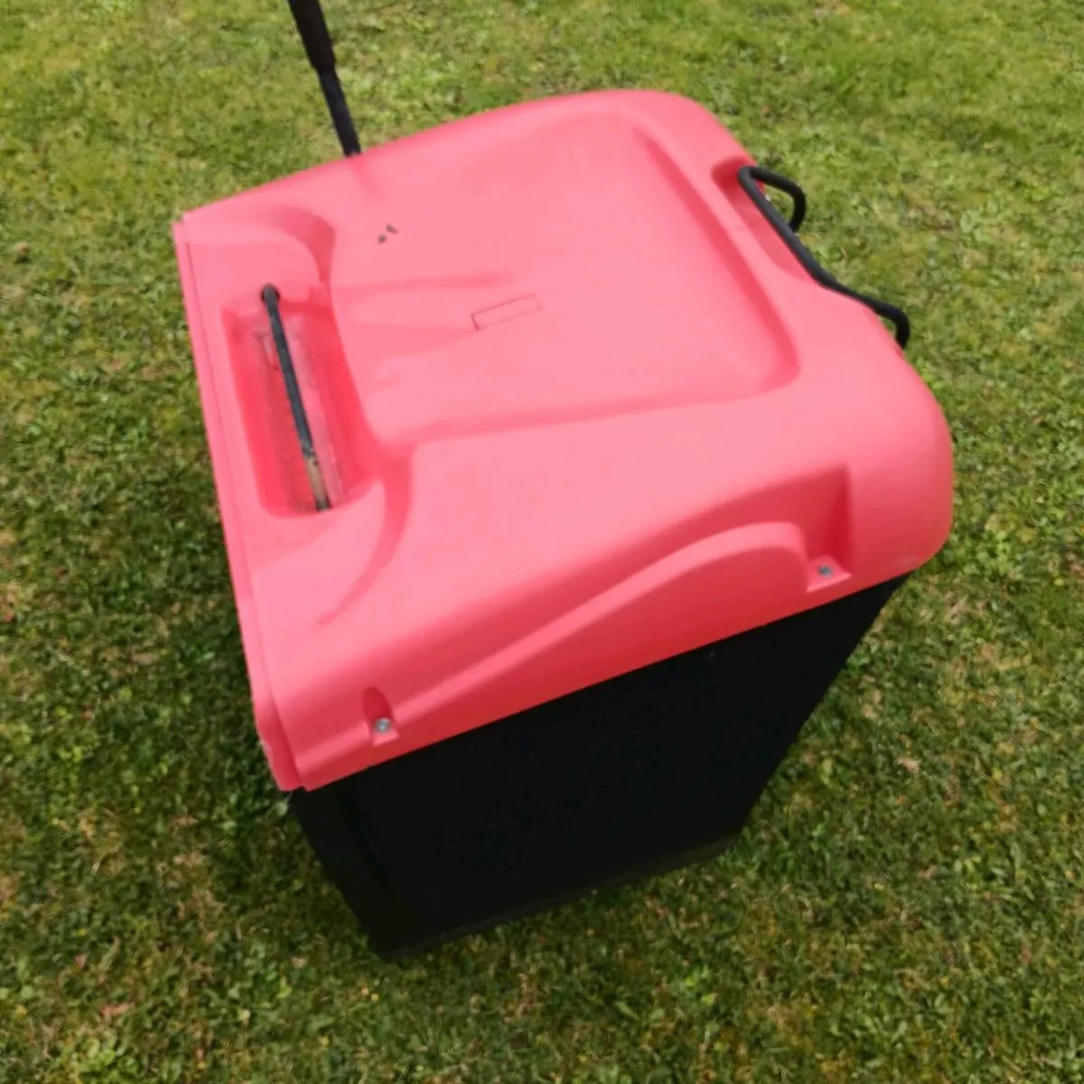 Honda, Stiga, Castlegarden & more Grassboxes - Image 3