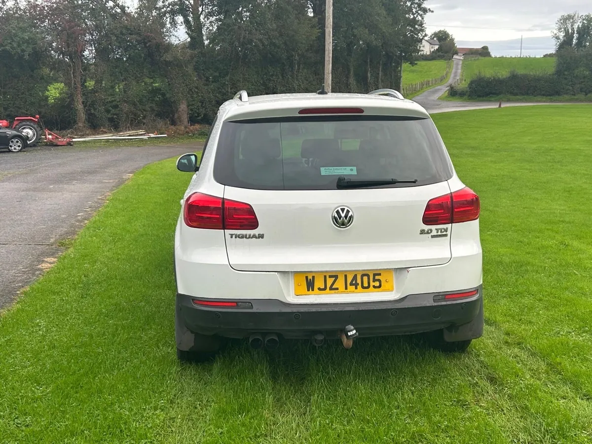 Vw Tiguan Car - Image 3