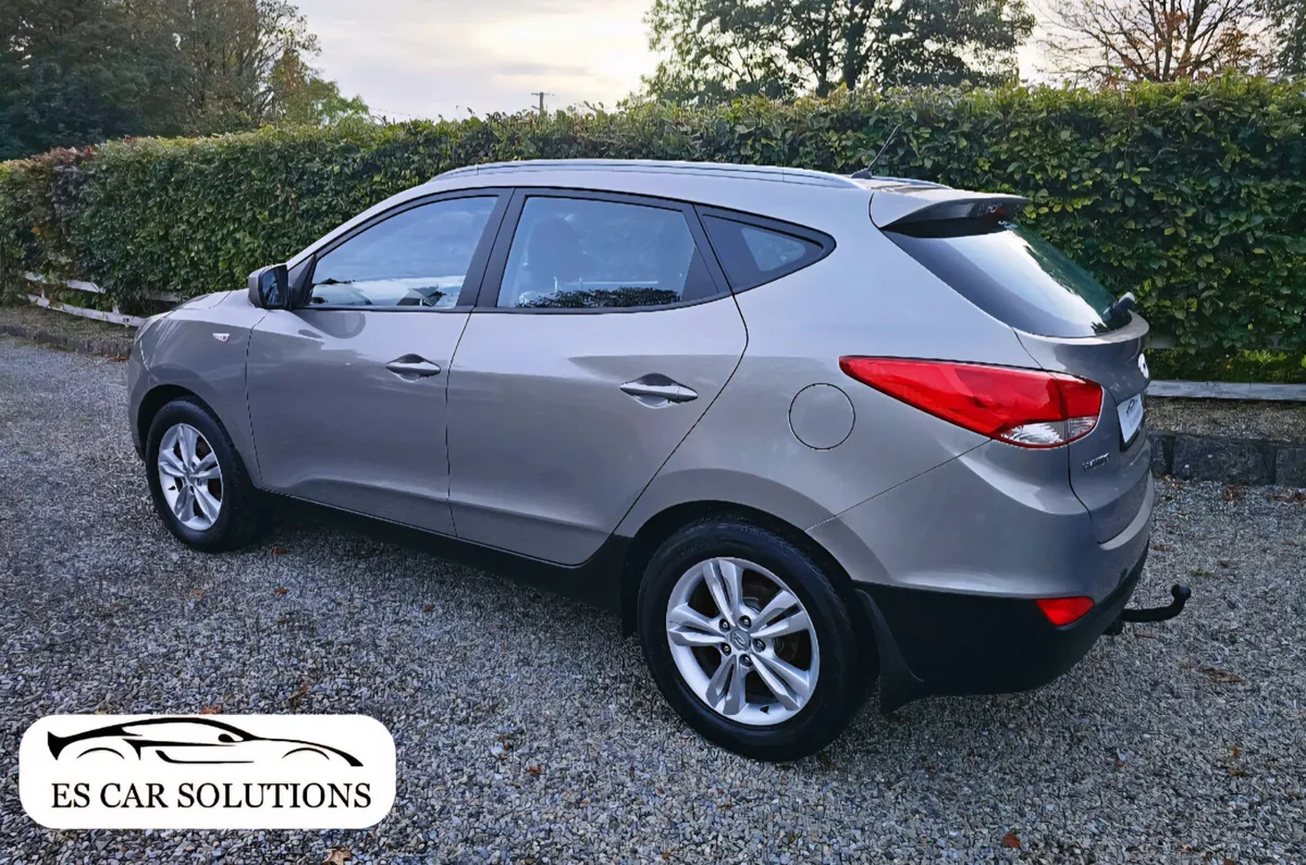 11 Hyundai ix35 CRDI DELUXE NCT 04/26 CHEAP TAX - Image 2