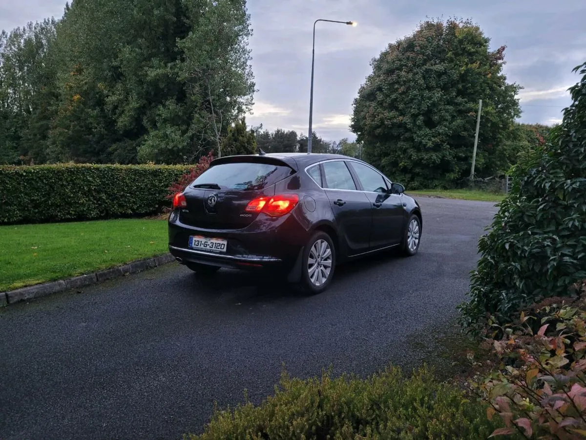 2013 Vauxhall Astra 1.7 Diesel with New Nct - Image 4
