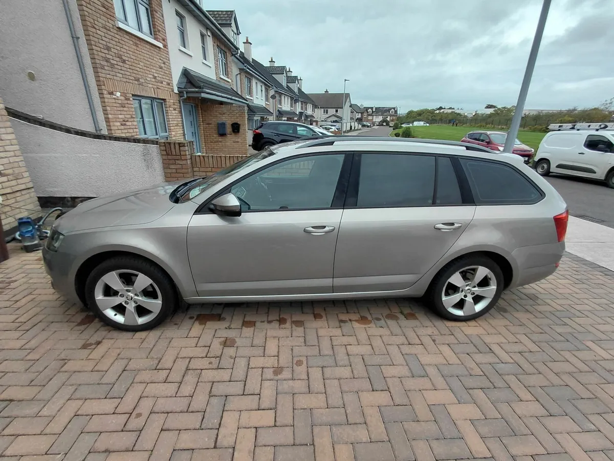 Skoda Octavia Elegance Estate 2014 Fresh NCT Nov26 - Image 3