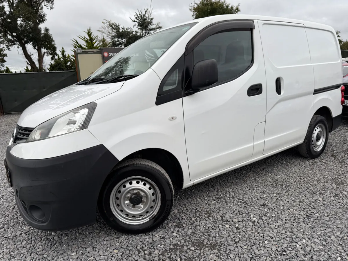 🔵 Nissan NV200 1.6 AUTOMATIC LOW KM - Image 2
