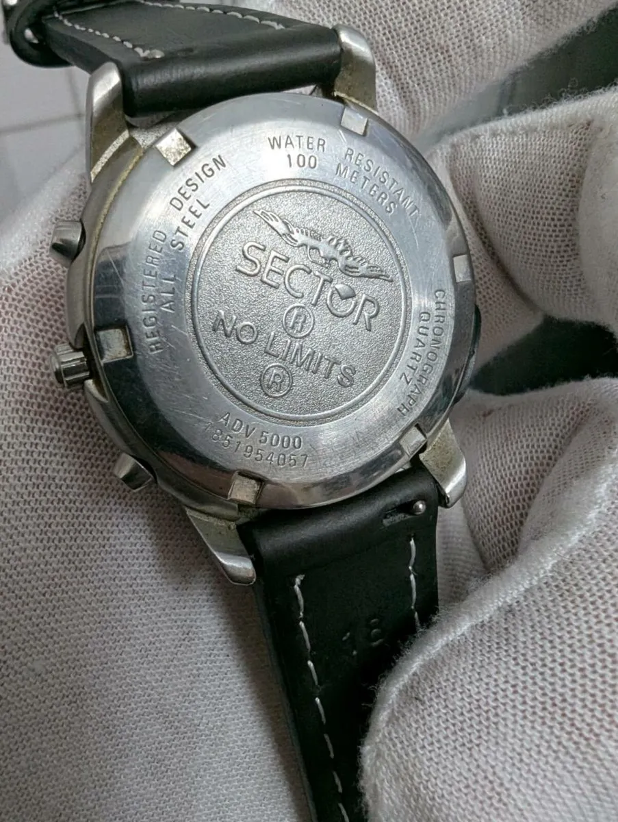 SECTOR ADV 5000 "No Limits" Chrono vintage Watch - Image 3